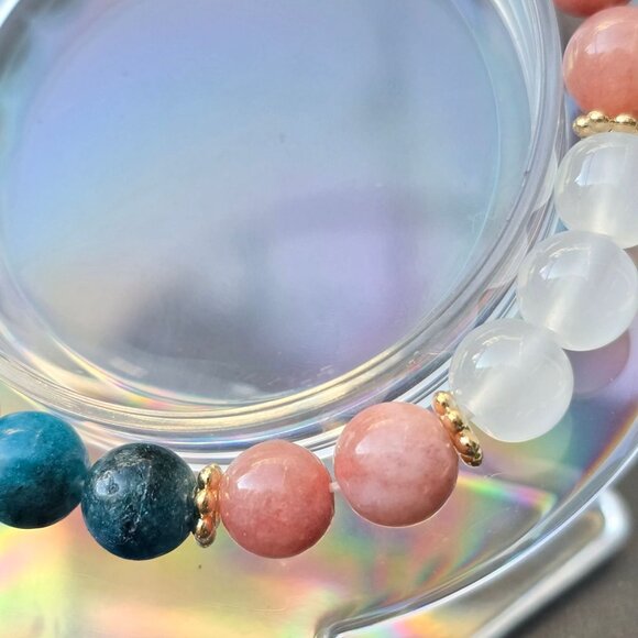 Handmade ✦ Forgiveness Bracelet ✦ Blue Apatite Sunstone Selenite 8mm Beads - Picture 7 of 10